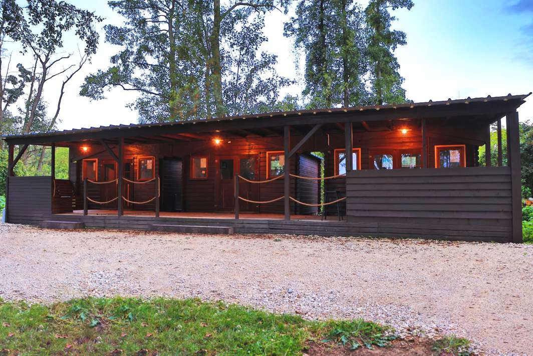 Clubhuis Chef De Ville Chef De Ville