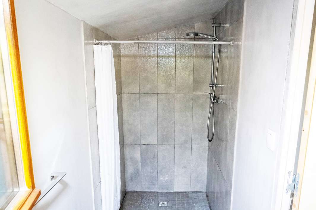 Douche 1 Chef De Ville Douche 1 Chef