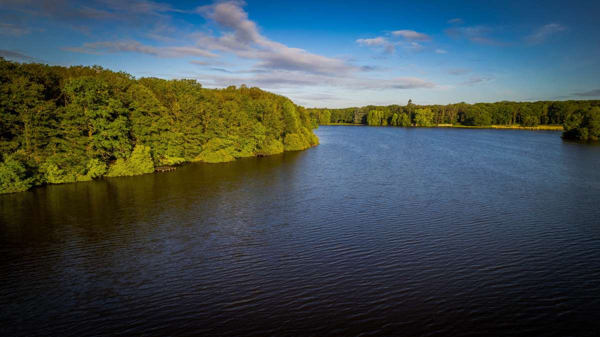 Drone Lakeview Chateau Lake Poiteviniere Drone Lakeview Chateau