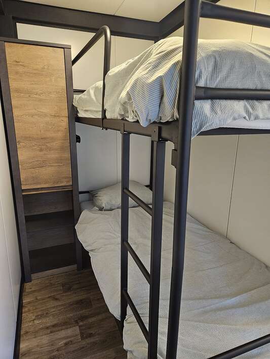 Carplake Rosmalen Karpervissen Accommodatie Slaapkamer Accommodatie Slaapkamer 2