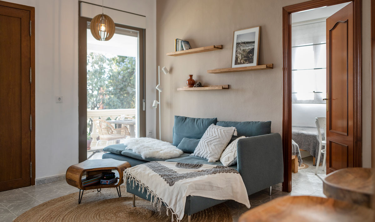 2 Orellana Spain Accommodation Livingroom Spain Accommodation Livingroom