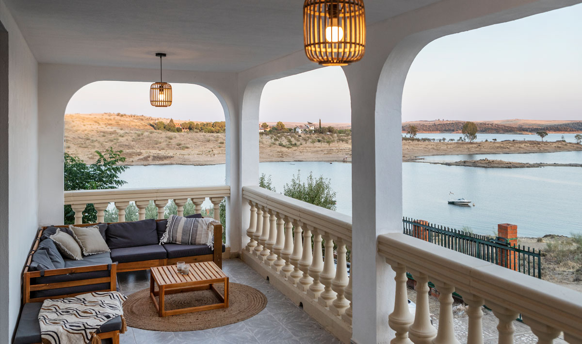 2 Orellana Spain Accommodation Terras 2 Orellana Accommodation