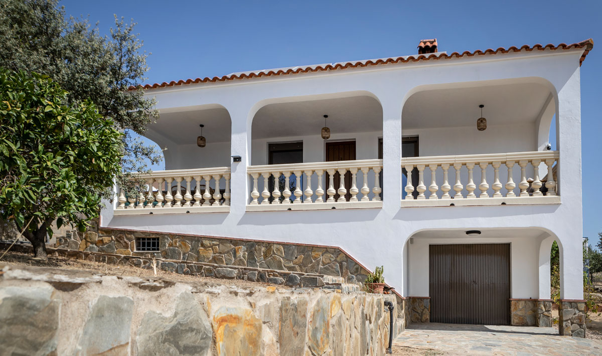 Orellana Spain Accommodation Garden Holiday Spain Accommodation Garden