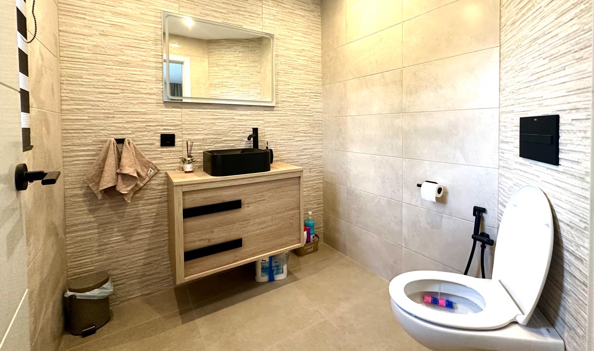 Casa Tranquilla Orellana Toilet 1 Orellana Toilet 1