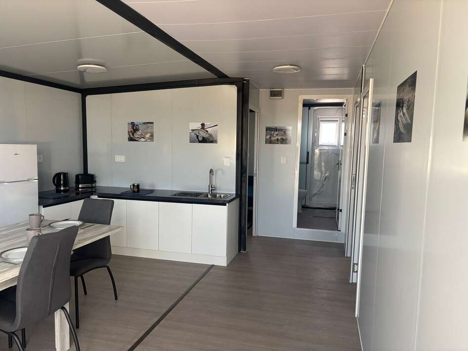 Caspe Fishing Chaos Accommodation Kitchen Caspe Fishing 4