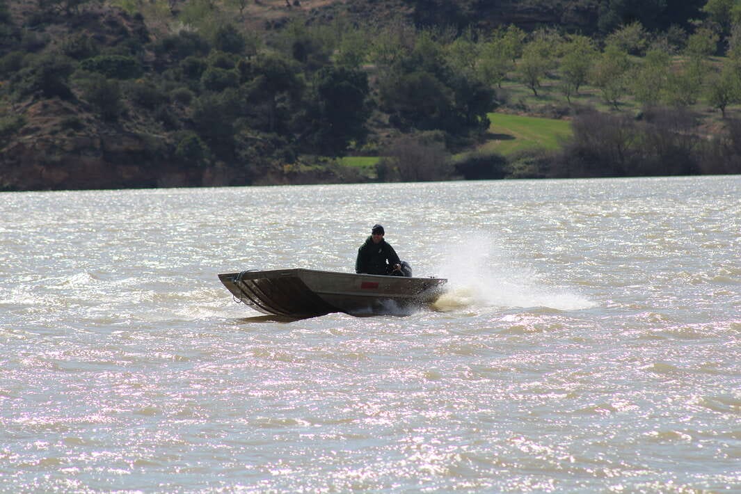 Caspe Fishing Chaos Ebro Spain Chaos Boat 3