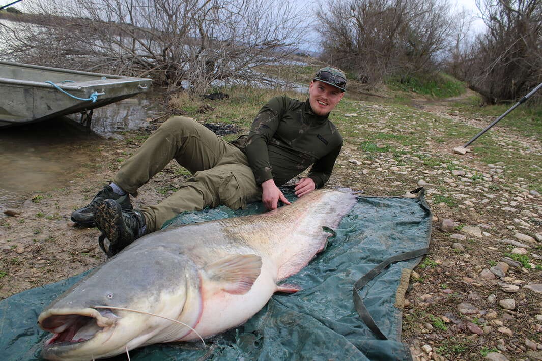 Caspe Fishing Chaos Ebro Spain Fishing Chaos Ebro